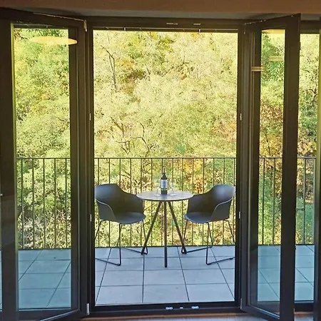 Luxury Studio With A Balcony Inspired By Nature