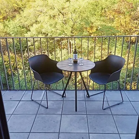 Luxury Studio With A Balcony Inspired By Nature * Prag